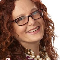 Photo of Lisa Etienne